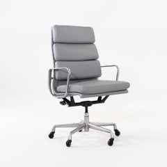 Fauteuil de bureau de direction Eames Soft Pad d'Herman Miller, années 2020, en cuir gris