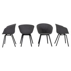 Années 2020 – Hee Welling HAY – Fauteuil de salle à manger « About A 23 » en tissu gris – 11 exemplaires disponibles