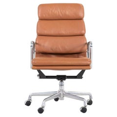 Fauteuil de bureau de direction Herman Miller Eames Soft Pad de 2003, en cuir marron cognac