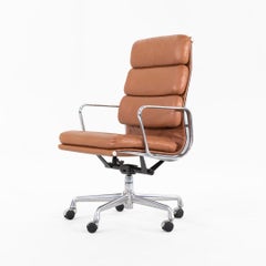 Fauteuil de bureau de direction Herman Miller Eames Soft Pad de 2003, en cuir marron cognac