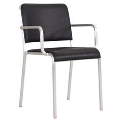Anni '20: poltrona da pranzo Norman Foster per Emeco 20-06 con rivestimento nero