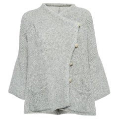 Armani Collezioni Pull boutonné en laine grise M.