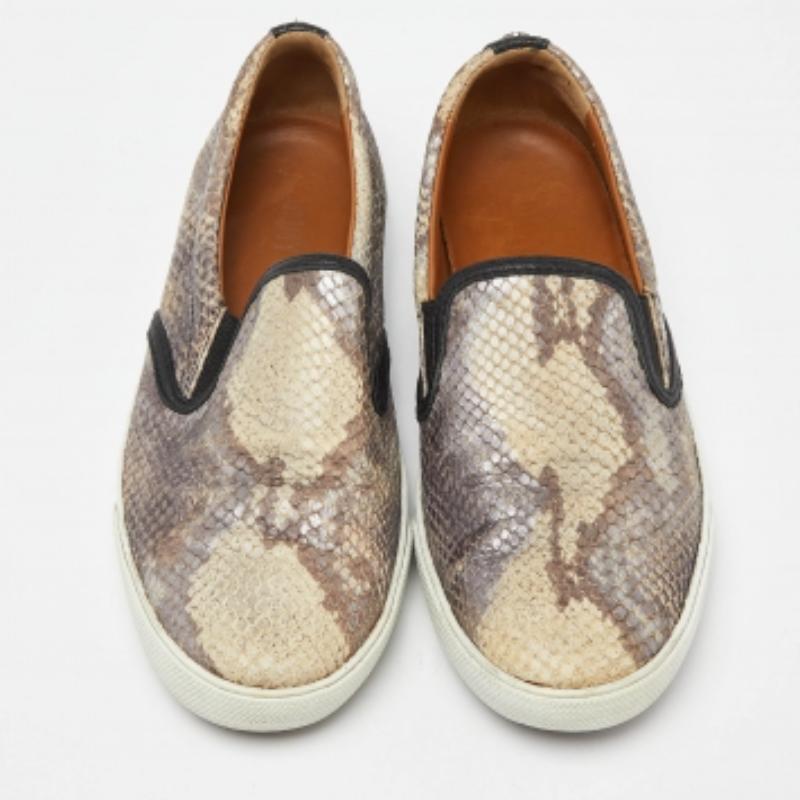 Jimmy Choo - Sneakers Brooklyn Slip On in Pelle di Serpente Marrone/Nero Taglia 37 in vendita 1