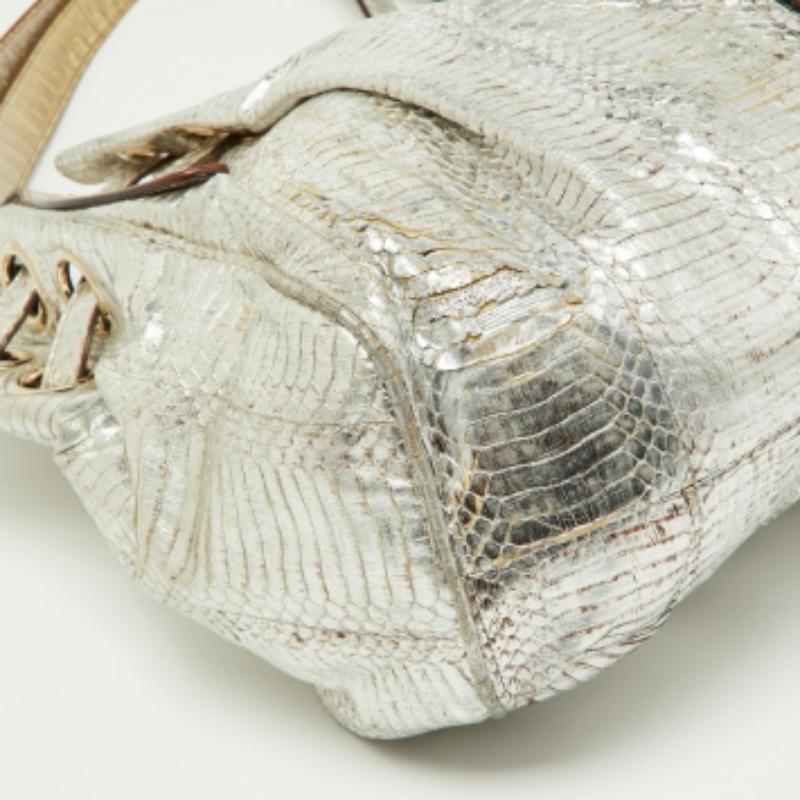 Jimmy Choo Bolso Riki de piel de pitón plateada en venta 3