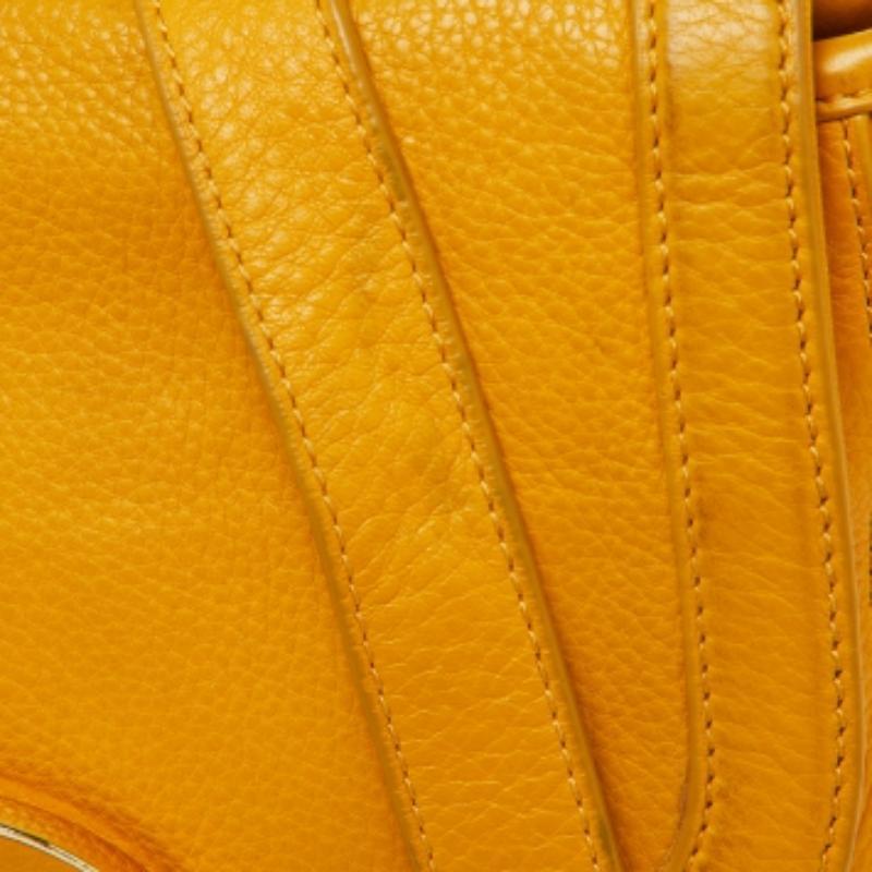 Orange Tory Burch Amanda - Sac à bandoulière en cuir moutarde en vente