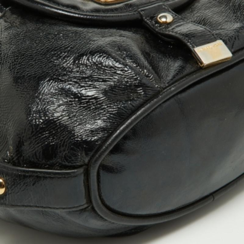 Donna Michael Kors Borsa Fulton in pelle verniciata nera in vendita