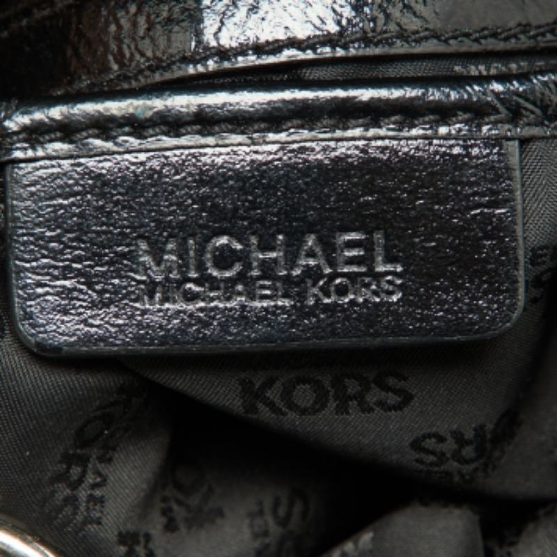 Michael Kors Borsa Fulton in pelle verniciata nera in vendita 2