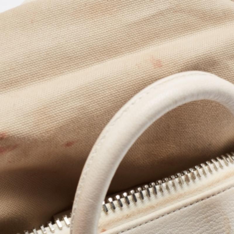 Bianco Givenchy Mini Antigona Satchel in pelle bianca off white in vendita
