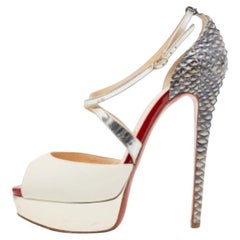 Christian Louboutin Pumps con punta incrociata in pelle e pitone taglia 37