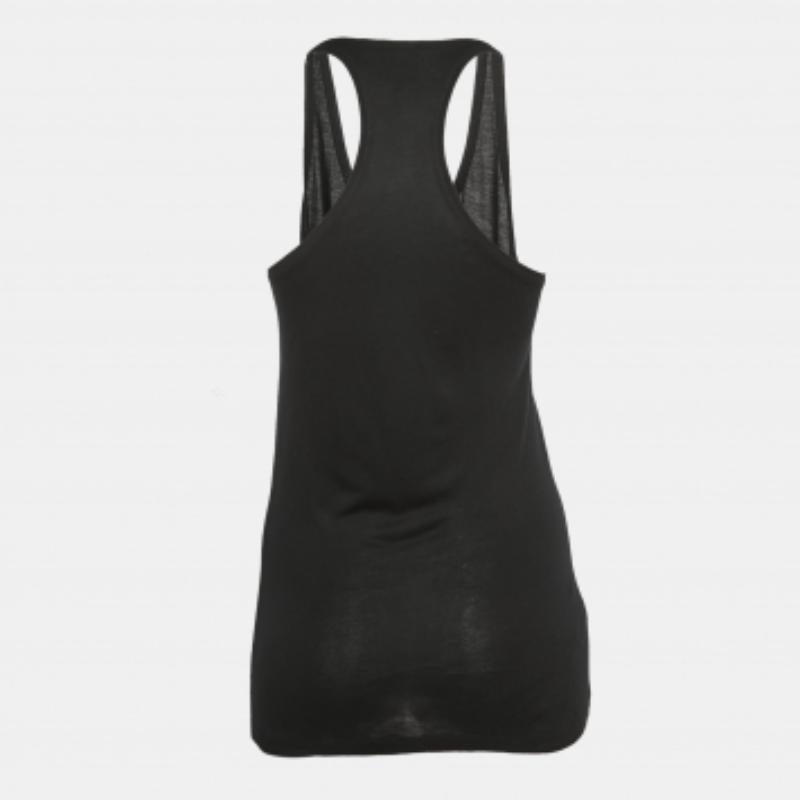Este top de diseño te aportará estilo y comodidad. Confeccionada con el mejor tejido, la creación se ha realizado con todo lujo de detalles. Combínalo con una falda y tacones.