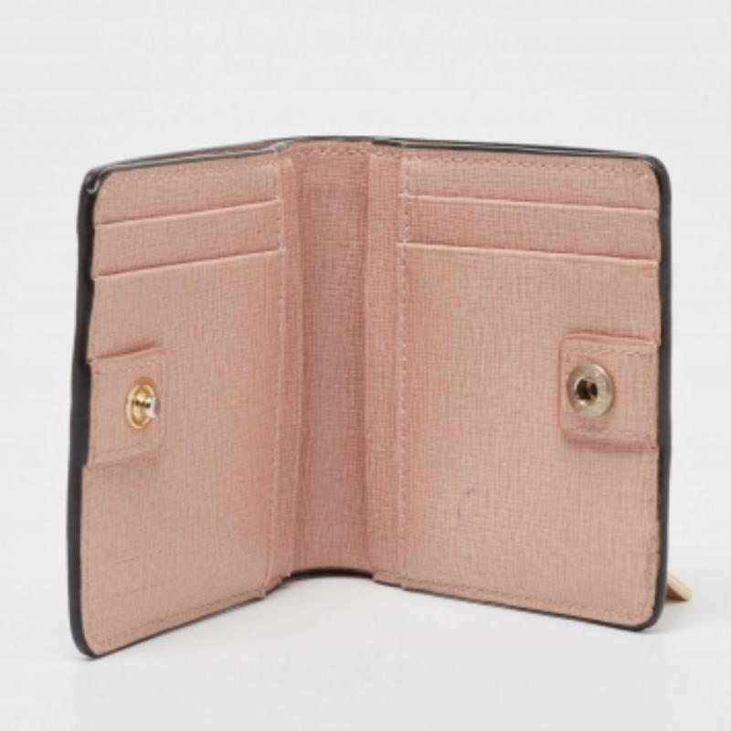 Donna Portafoglio Furla Logo in pelle rosa chiaro in vendita
