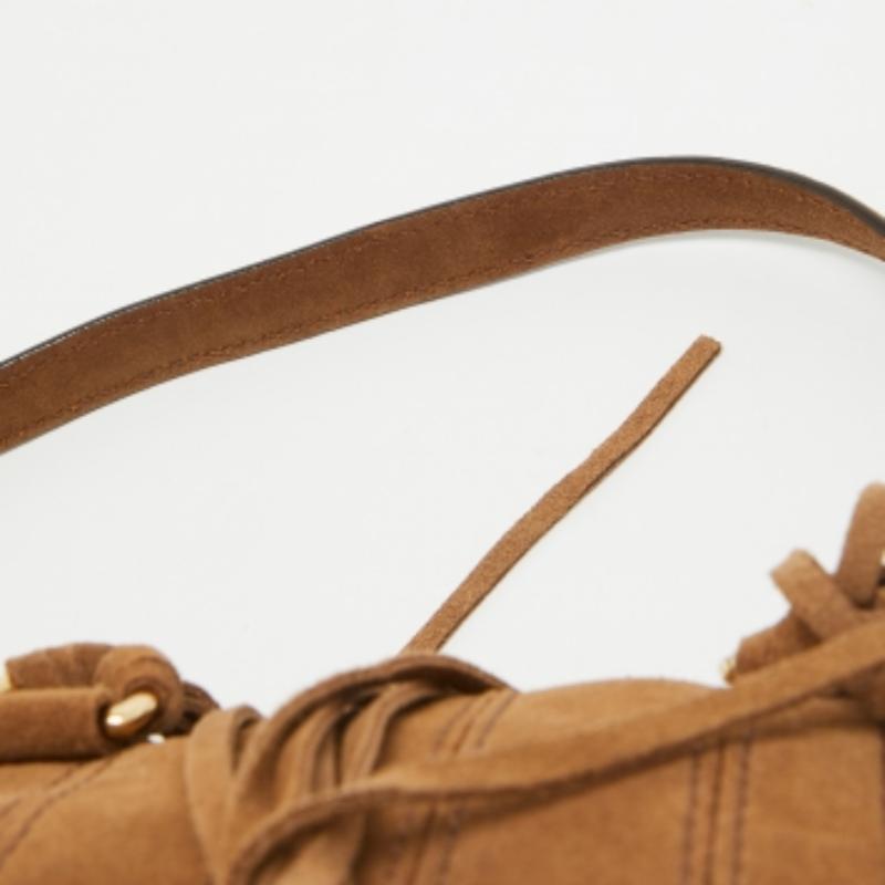 Michael Kors - Borsa a tracolla Presley in pelle scamosciata marrone con frange in vendita 5