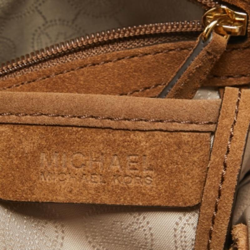 Michael Kors - Borsa a tracolla Presley in pelle scamosciata marrone con frange in vendita 1