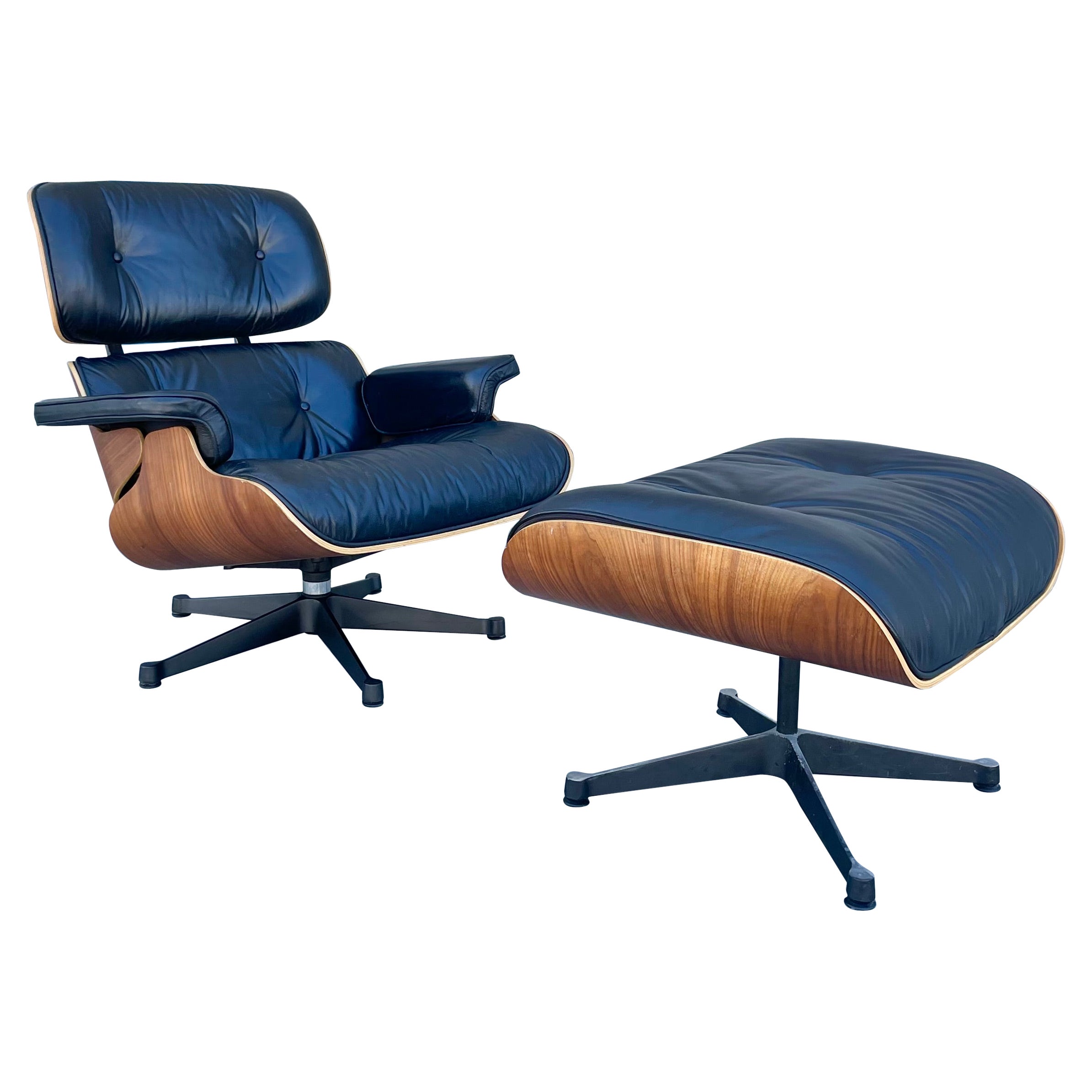 1960s Mid Century Walnut & Leather Lounge Chair by Eames for Vitra - Set of 2 en vente