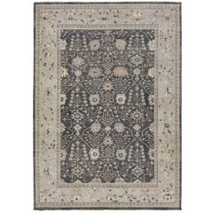 Allover Moderner Mahal-Teppich aus indischer Wolle in Holzkohle von Apadana