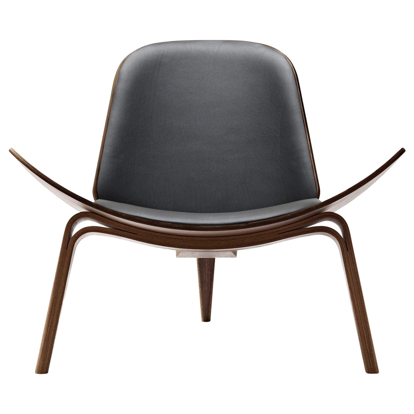 CH07 Shell Chair in Walnut Oil Finish with Loke 7150 Black Leather Seat