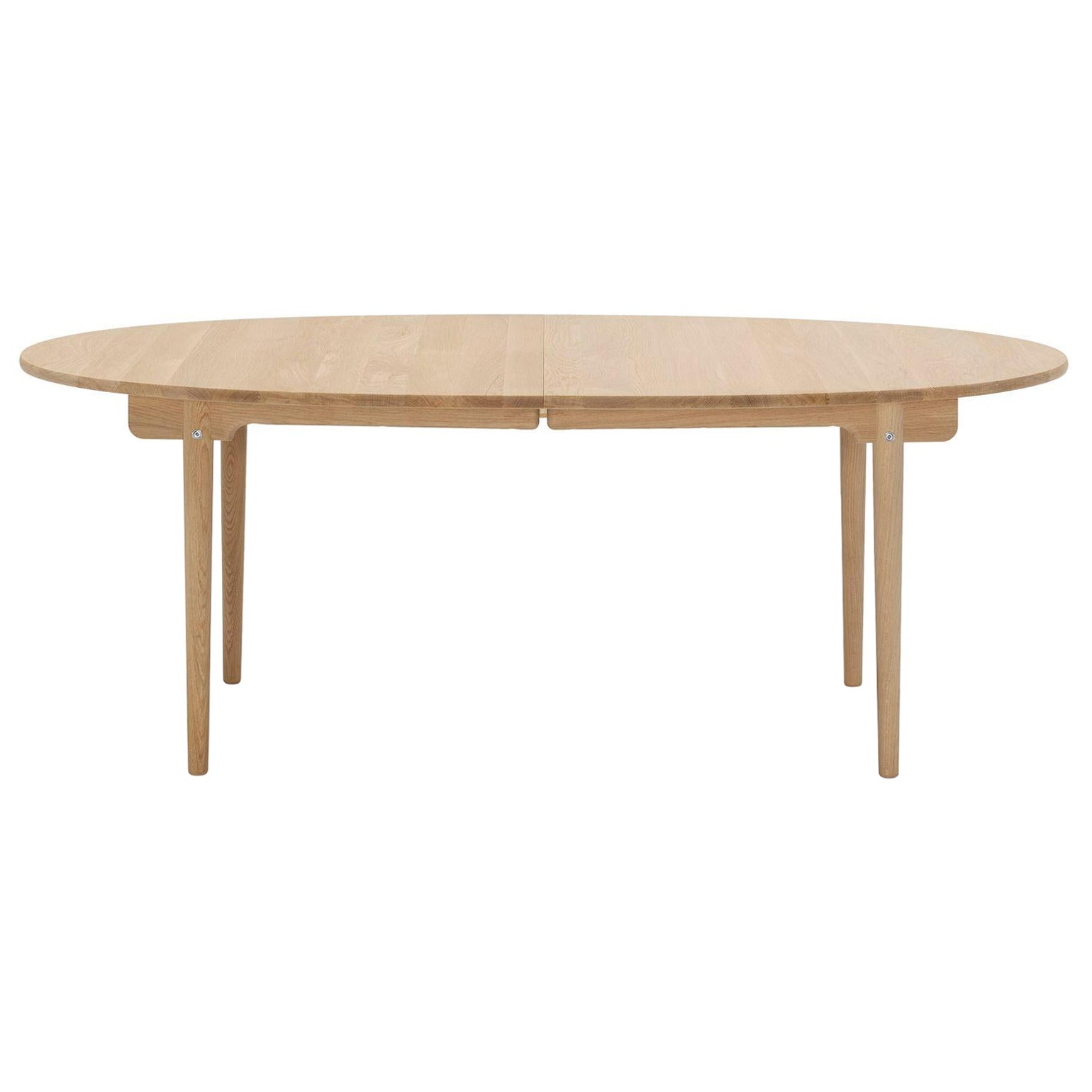 CH338 Dining Table with Oak Oil Finish (Leaf Inserts Sold Separately) For Sale