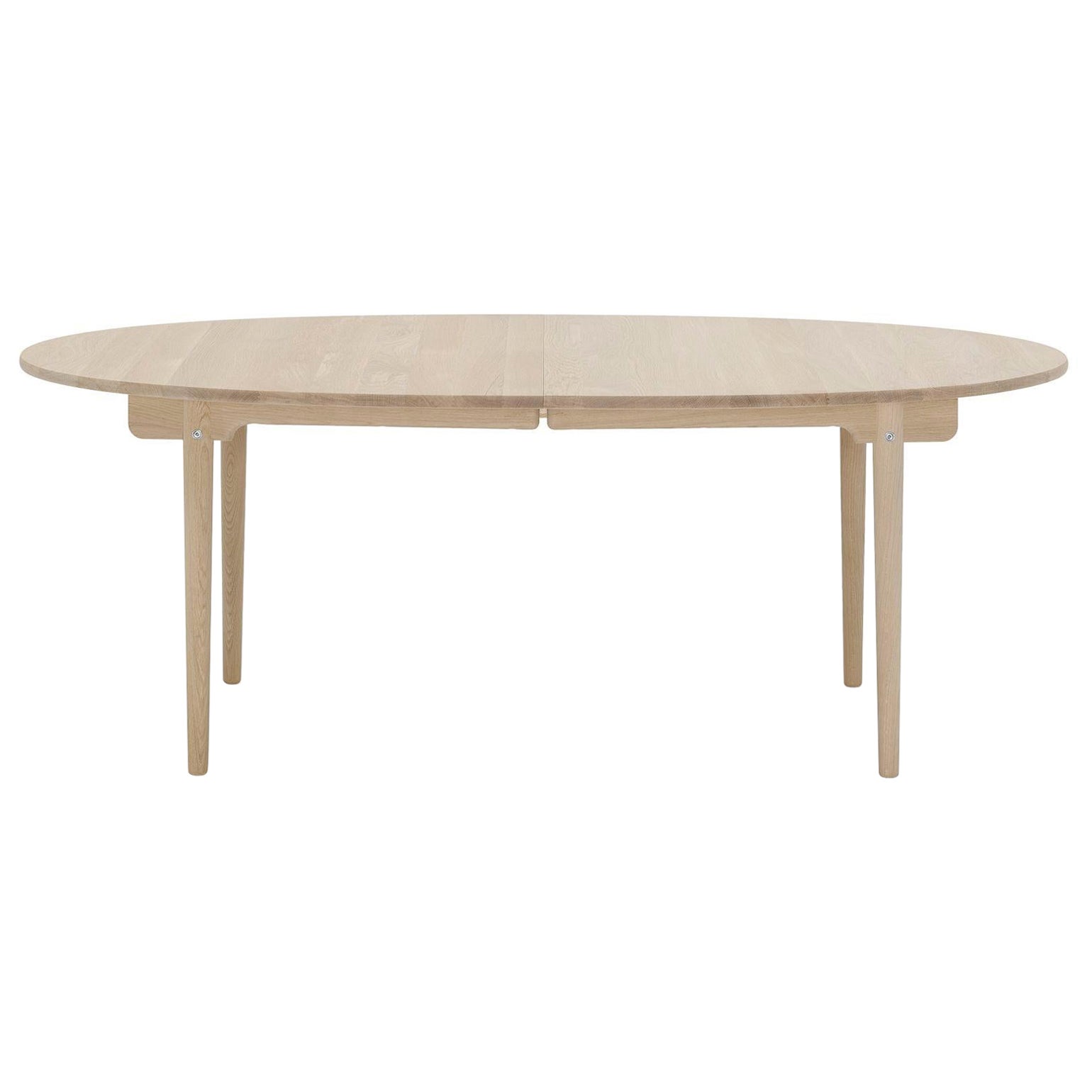 CH338 Dining Table with Oak White Oil Finish (Leaf Inserts Sold Separately) For Sale