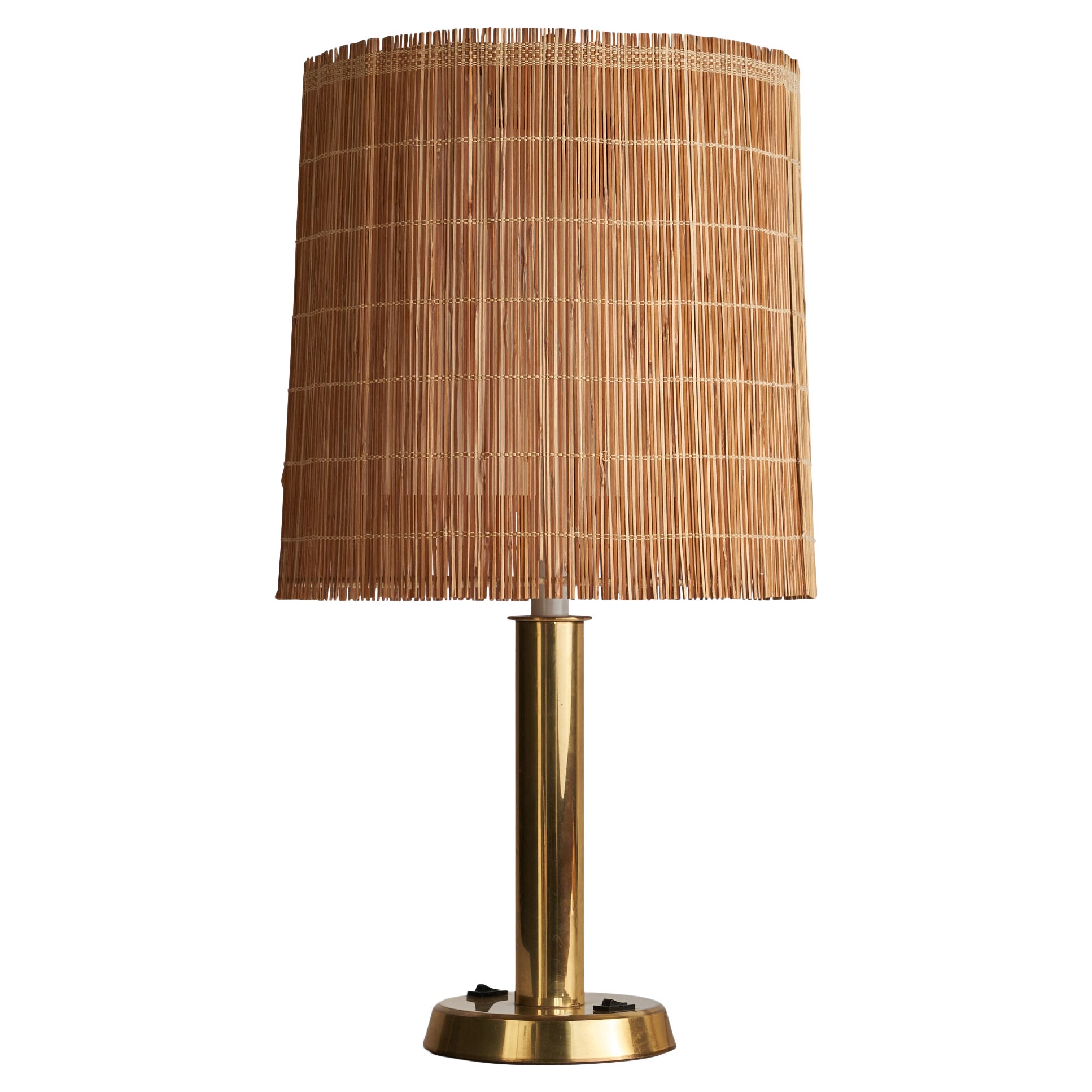 HK Aro, Sizeable Table Lamp, Brass, Reed, Finland, 1960s For Sale