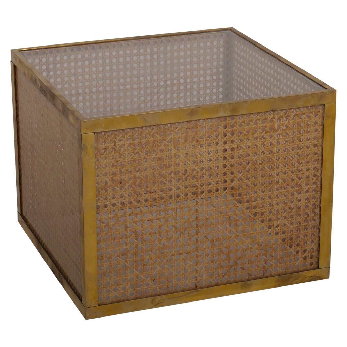 Pair of Acrylic and rattan cube tables For Sale