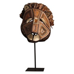 Shamanic Mask from the Rainforest Pargo