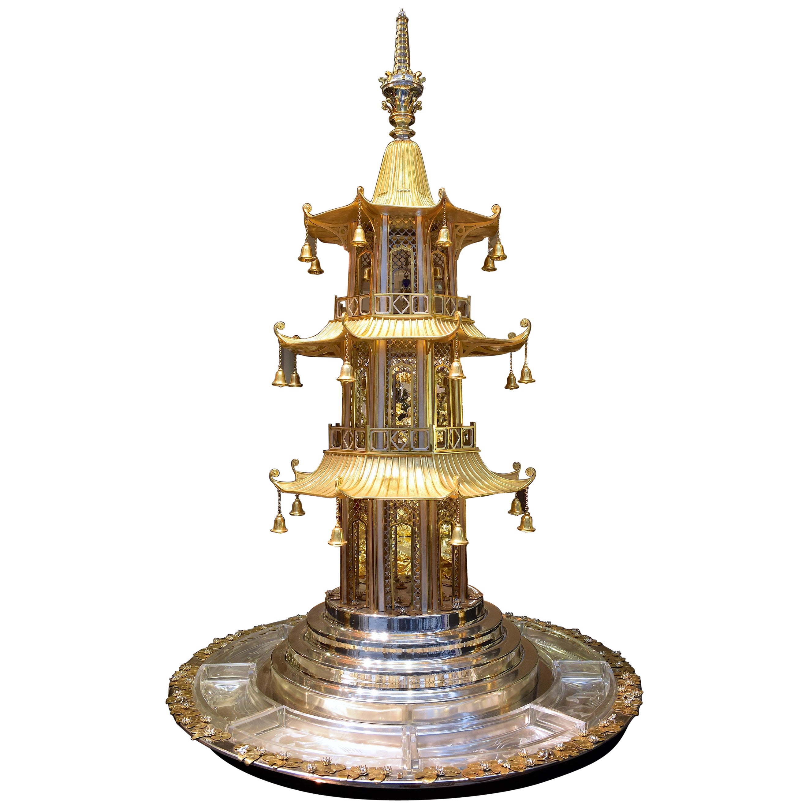 A Monumental part-gilded sterling silver and engraved glass rotating centrepiece For Sale