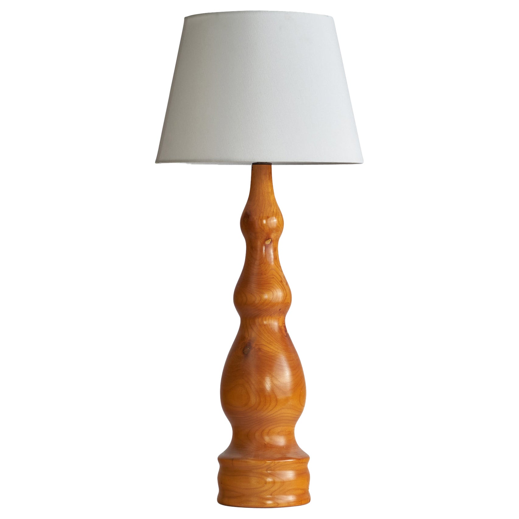 American Designer, Large Table Lamp, Maple, USA, 1950s For Sale