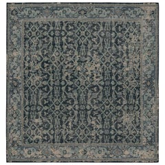 Rug & Kilim's Distressed Style Rug in Blue with Floral Patterns (Tapis à motifs floraux)