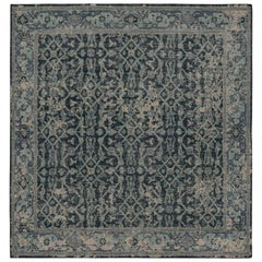 Alfombra Rug & Kilim de estilo envejecido en azul con motivos florales
