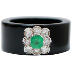 Onyx, Emerald, Diamonds, 14 Karat White Gold Band Ring.