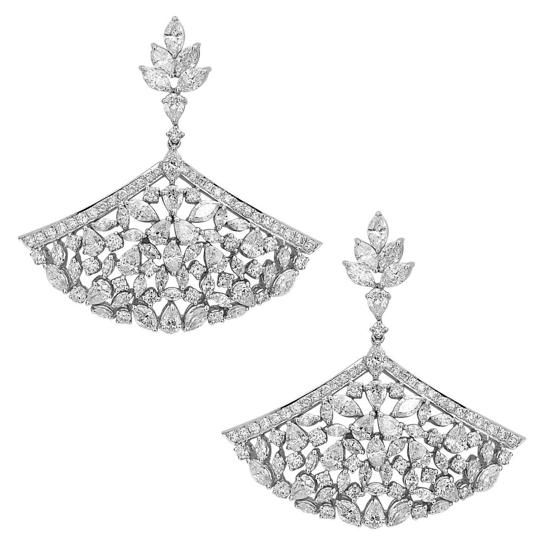 10.45 Ct Multi Shaped Diamonds Earrings Made In 18k Gold