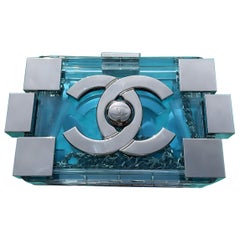 Chanel - Pochette en plexiglas bleu Lucite Brique Lego