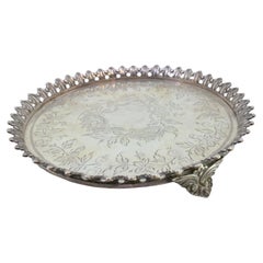 Silver tray w/ wire rack 
floral-engraved bottom on 3 raised feet