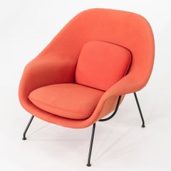 1960s Eero Saarinen for Knoll Womb Lounge Chair in Red Fabric