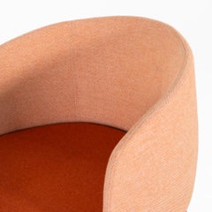 2020er „Form Us With Love“ für +Halle Nest Barhocker aus orangefarbenem Stoff