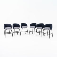 2020s Form Us With Love für +Halle Nest Hochstuhl-Barhocker aus blauem Stoff