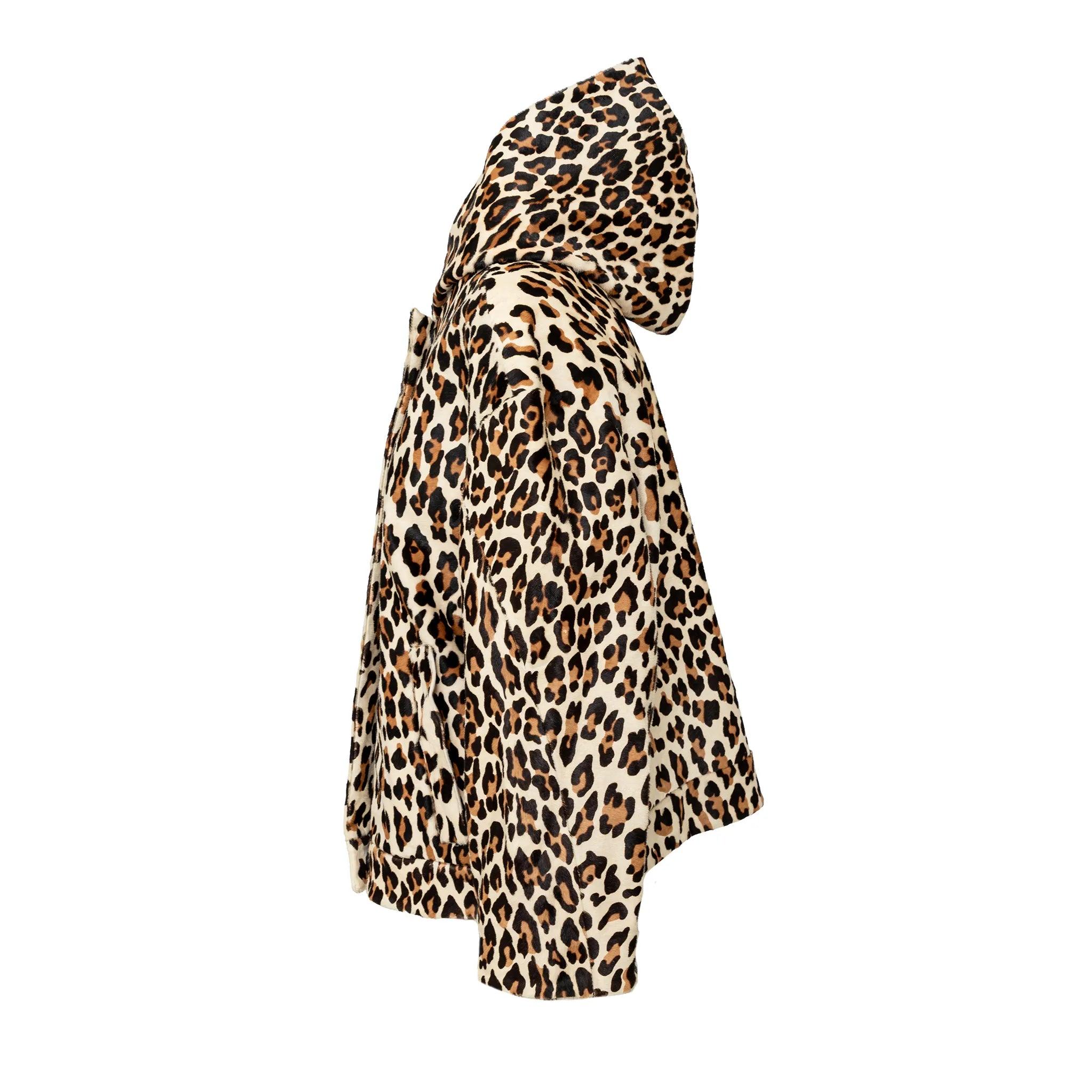 Marni calf-hair jacket in printed leopard, featuring a hood, snap button closure, and soft cotton lining for a bold yet comfortable statement piece.
 Remarks: there is an imperfection on the left pocket.  
 Measurements: