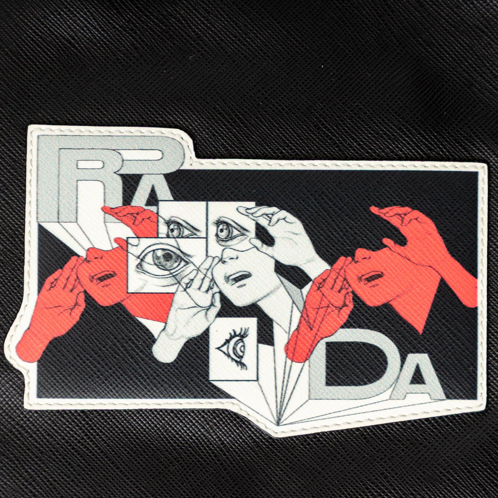 Marsupio Prada Saffiano Comic Patch - Anni '20 in vendita 4