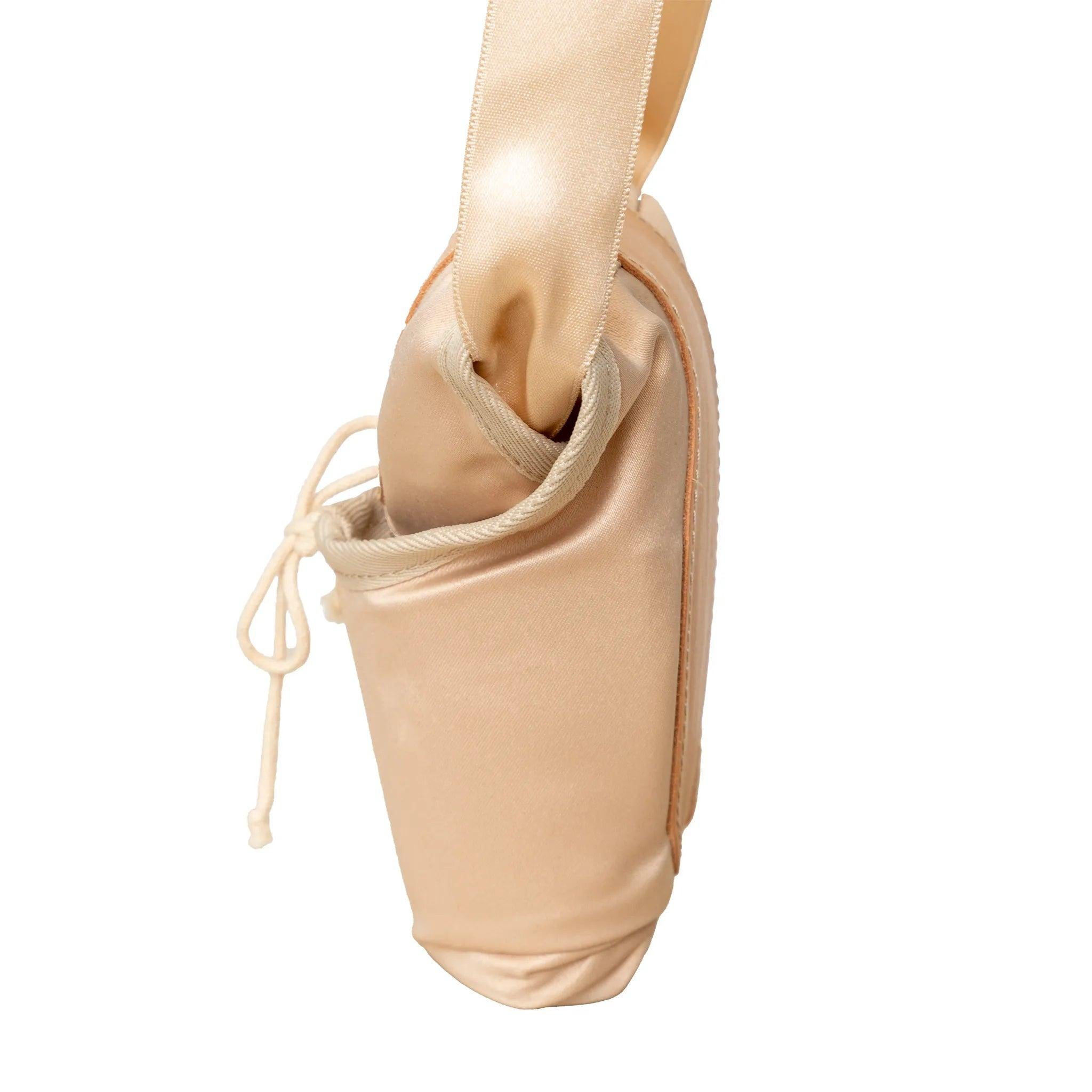 MM6 Maison Margiela Mini sac à main avec chaussure de ballet - années 20 Pour femmes en vente