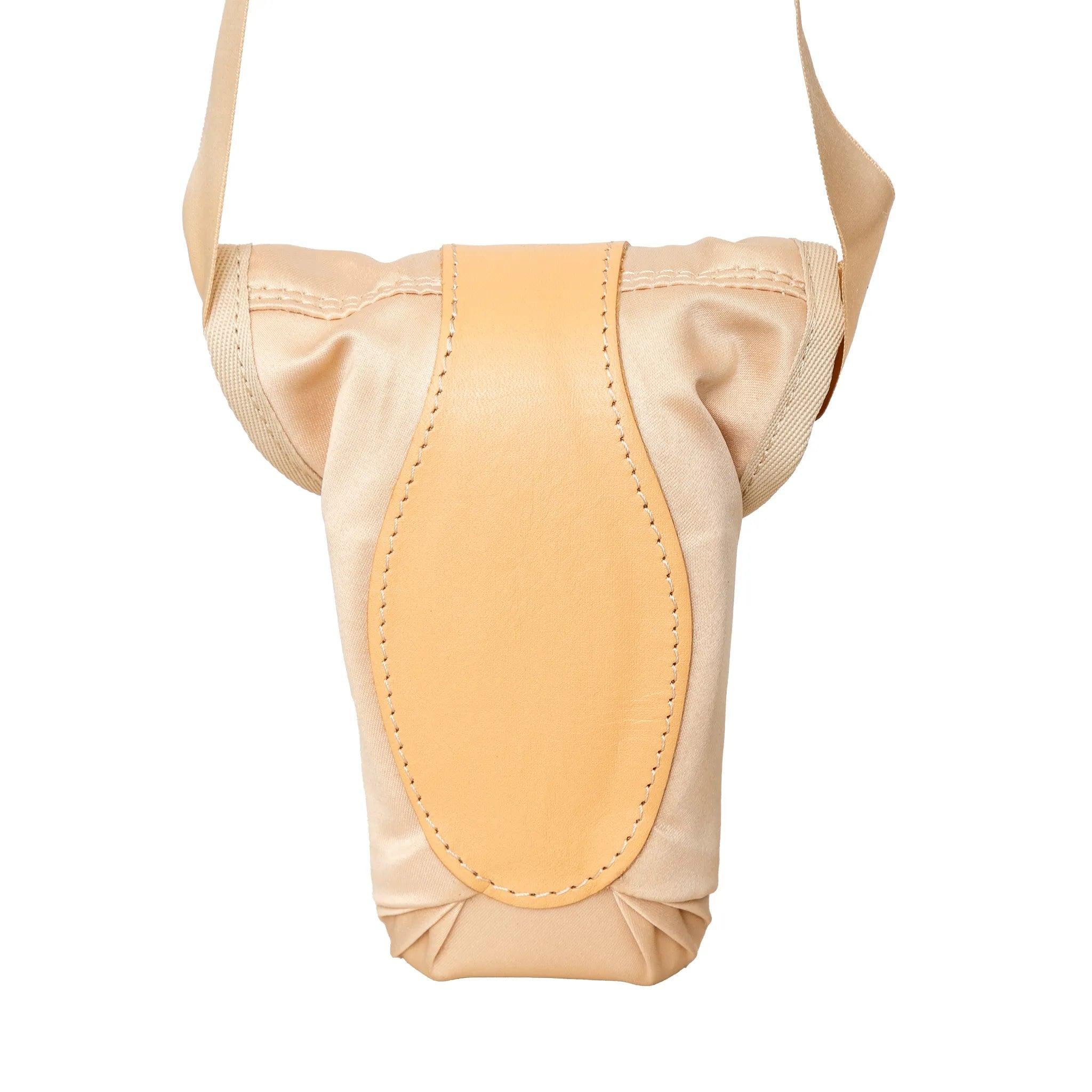 MM6 Maison Margiela Mini sac à main avec chaussure de ballet - années 20 en vente 1