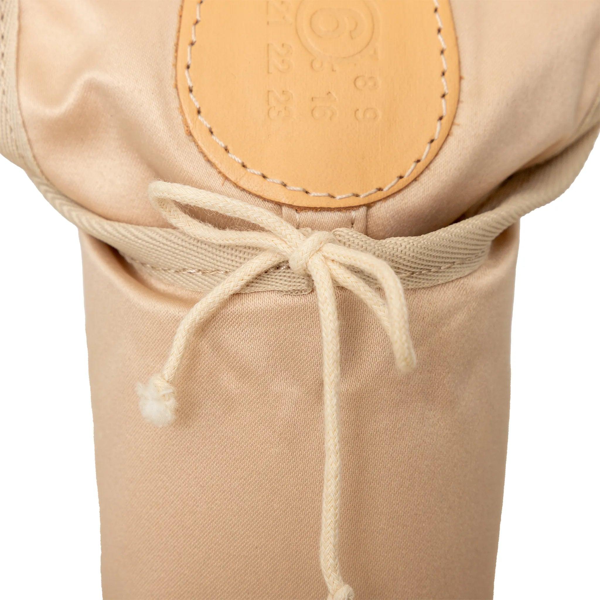 MM6 Maison Margiela Mini sac à main avec chaussure de ballet - années 20 en vente 3