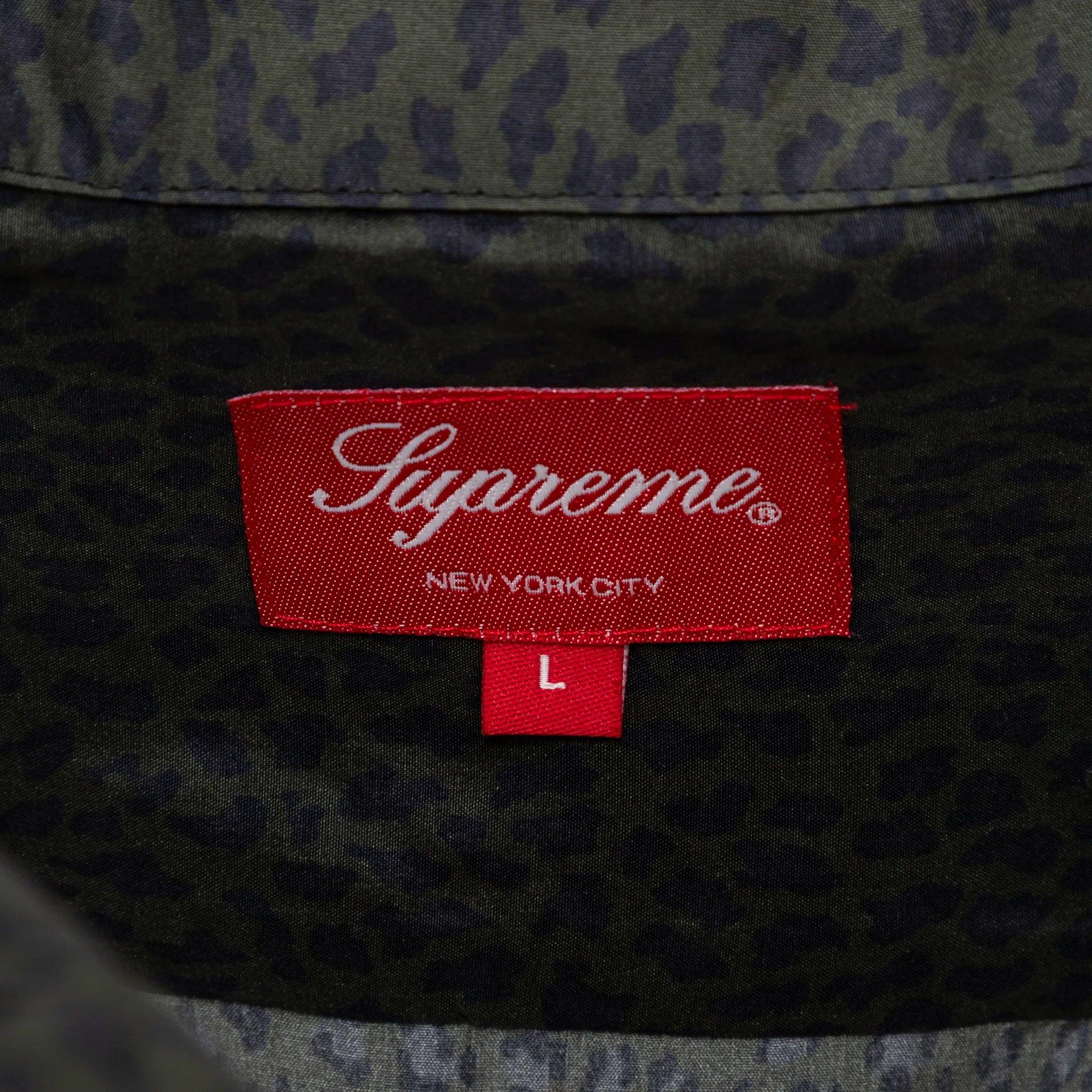 Camicia Supreme in seta leopardata - anni '20 in vendita 3