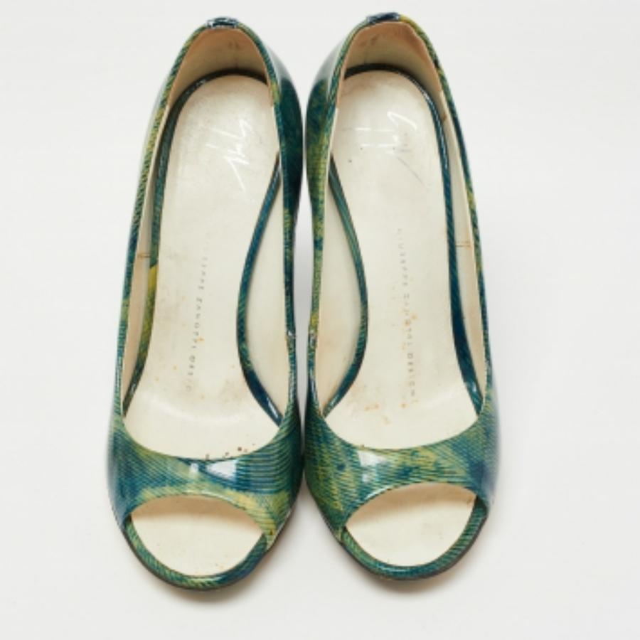 Giuseppe Zanotti escarpins à bout ouvert en cuir verni imprimé vert, taille 36 en vente 5