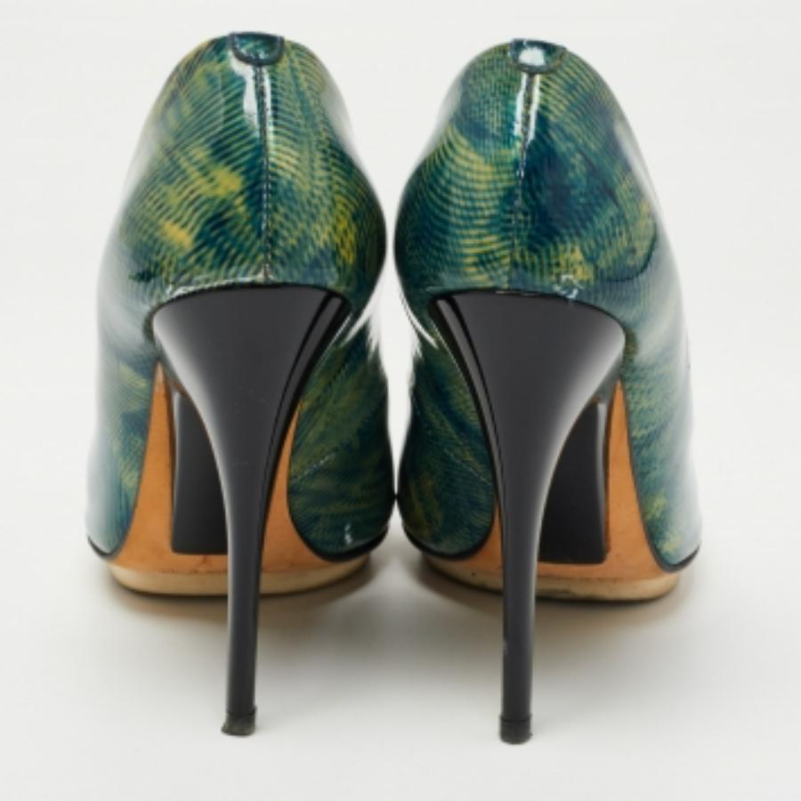 Giuseppe Zanotti escarpins à bout ouvert en cuir verni imprimé vert, taille 36 en vente 2