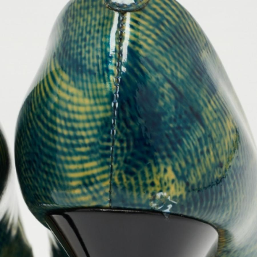 Giuseppe Zanotti escarpins à bout ouvert en cuir verni imprimé vert, taille 36 en vente 1