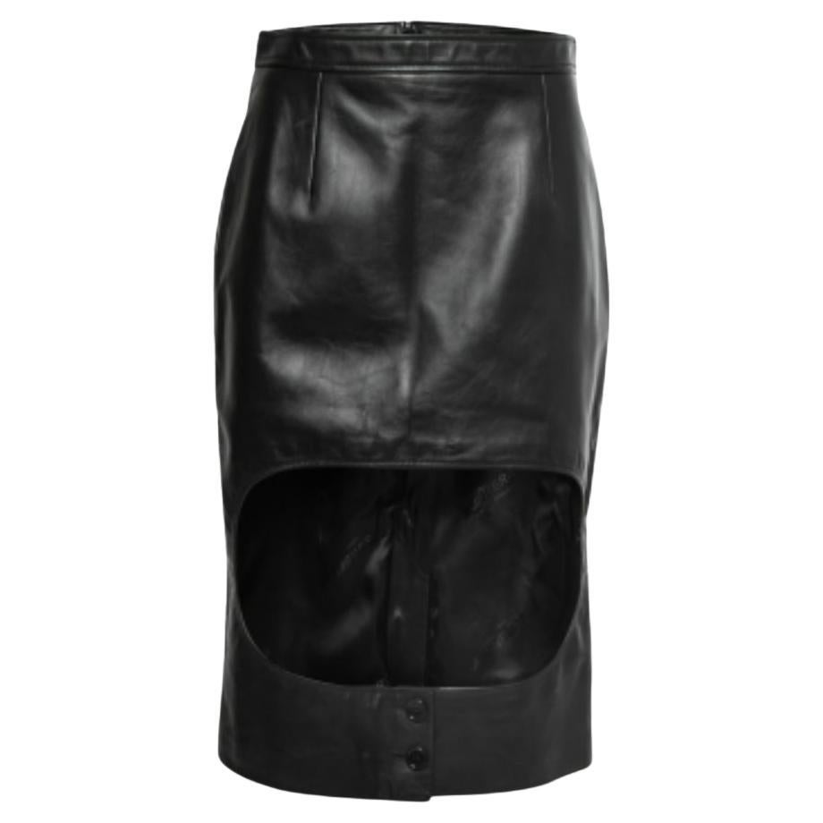 Burberry Schwarzes Leder Ausgeschnittener Bleistiftrock S