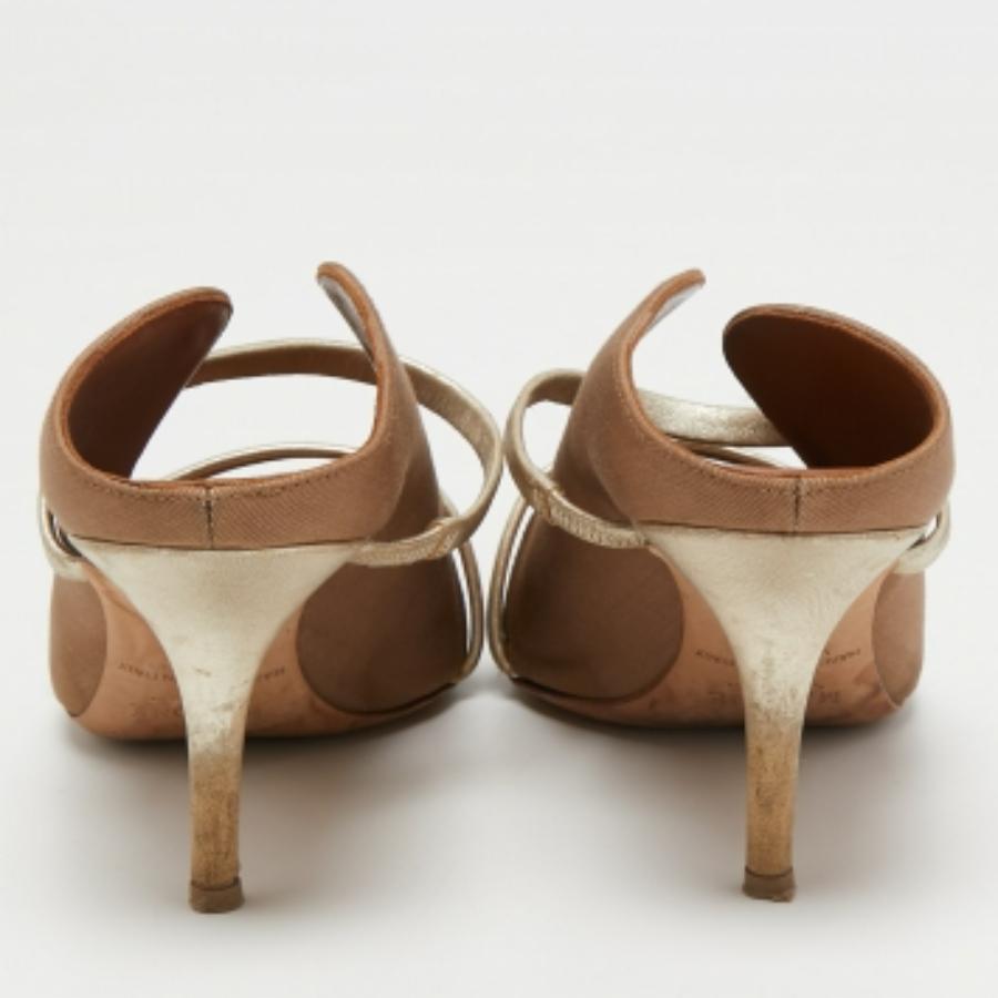 Malone Souliers Mules in tessuto e pelle marrone/oro taglia 38.5 in vendita 2