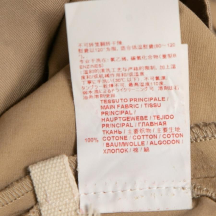 I pantaloni dal taglio impeccabile sono un punto fermo di un guardaroba ben curato. Questi pantaloni firmati sono finemente cuciti per darti il look desiderato e un comfort che dura tutto il giorno.