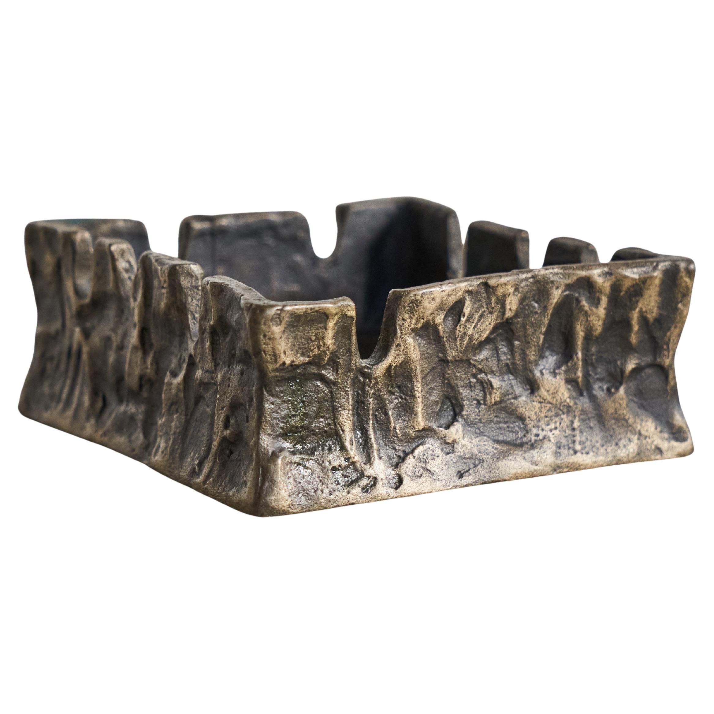 Brutalist Vide Poche in Cast Bronze 1960s