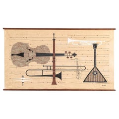 C. 1960 Ross F. Littell Colgante de instrumentos en pergamino de lino, Ejemplo nº 1